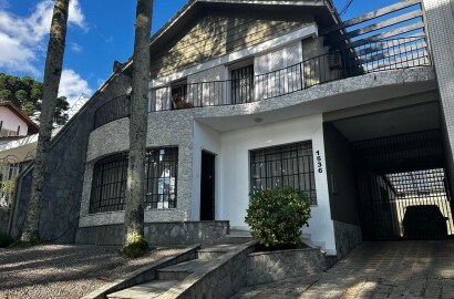 Casa Residencial/Comercial Hugo Lange