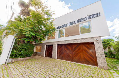 CASA COMERCIAL